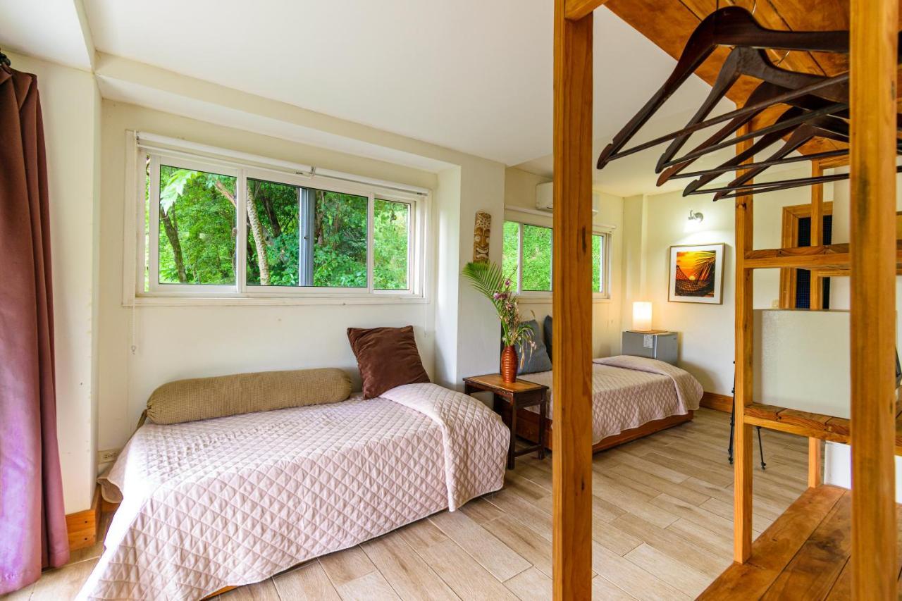 Funky Monkey Lodge Playa Santa Teresa  Luaran gambar