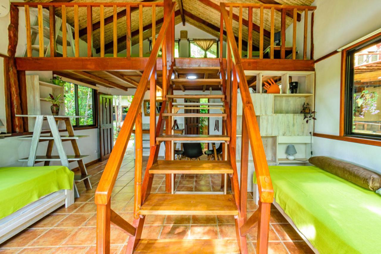 Funky Monkey Lodge Playa Santa Teresa  Luaran gambar