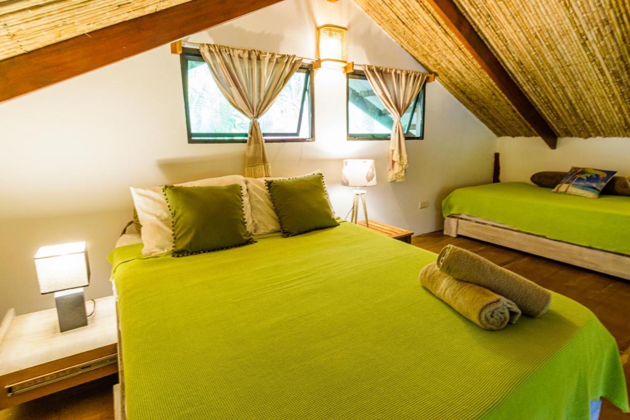 Funky Monkey Lodge Playa Santa Teresa  Luaran gambar