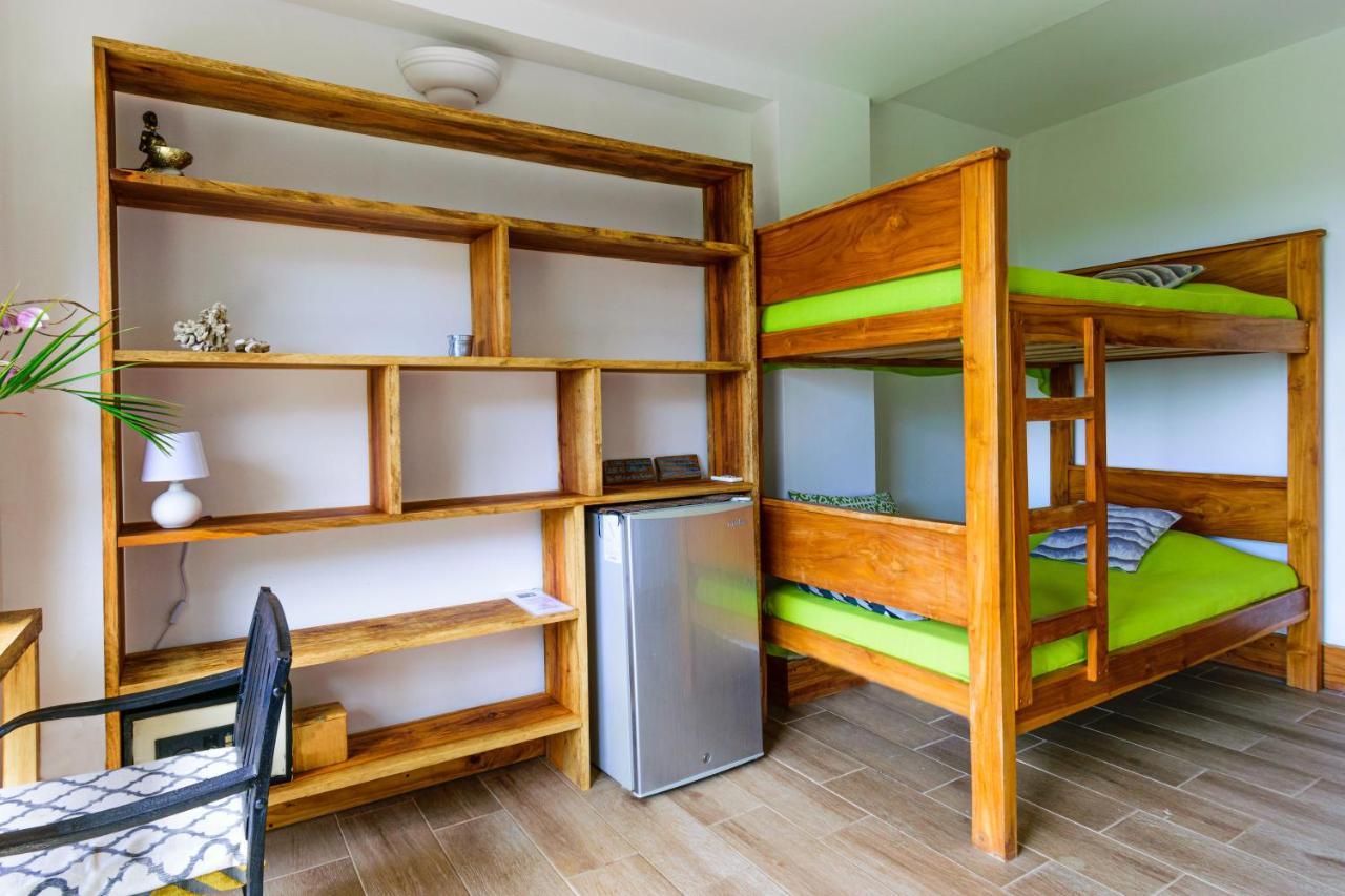 Funky Monkey Lodge Playa Santa Teresa  Luaran gambar