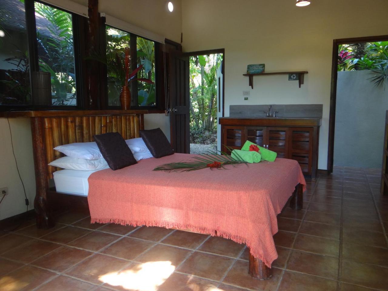Funky Monkey Lodge Playa Santa Teresa  Luaran gambar