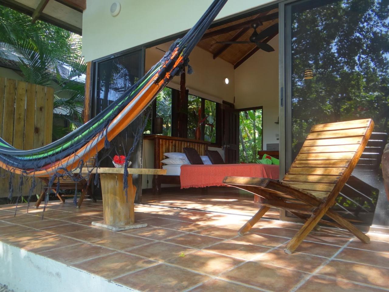 Funky Monkey Lodge Playa Santa Teresa  Luaran gambar