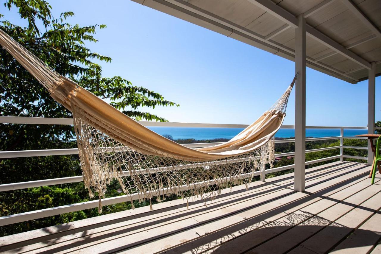 Funky Monkey Lodge Playa Santa Teresa  Luaran gambar